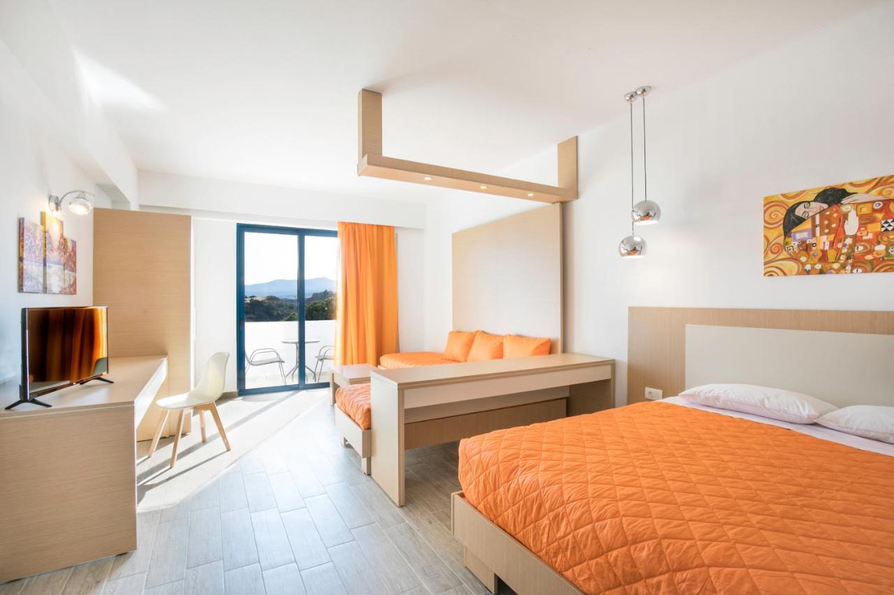 Ekaterini Hotel Kiotari Eksteriør billede
